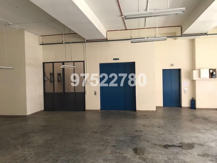 Printaid Building (D14), Warehouse #172782242